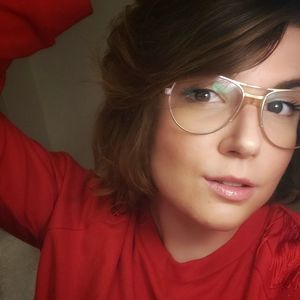 Meet your Posher, Karlee